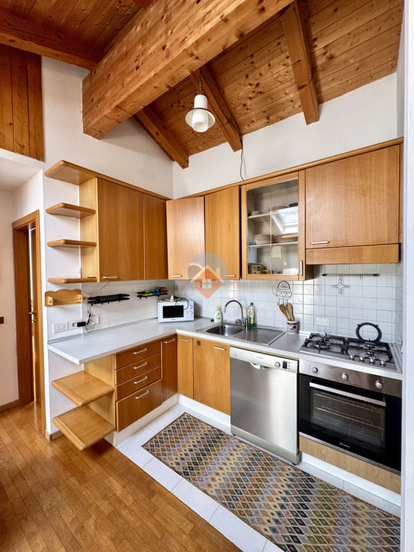 Insert alt text here