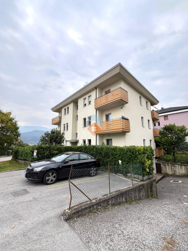 Insert alt text here