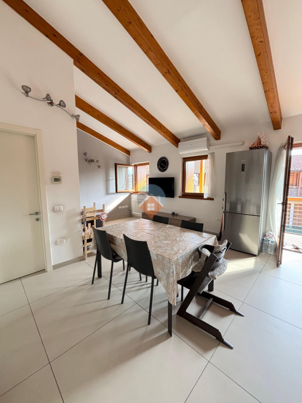 Insert alt text here