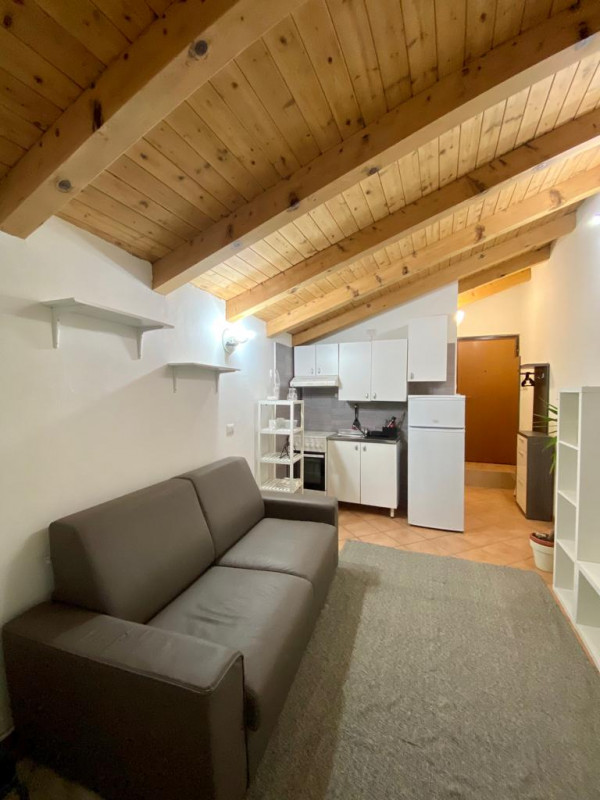 Insert alt text here